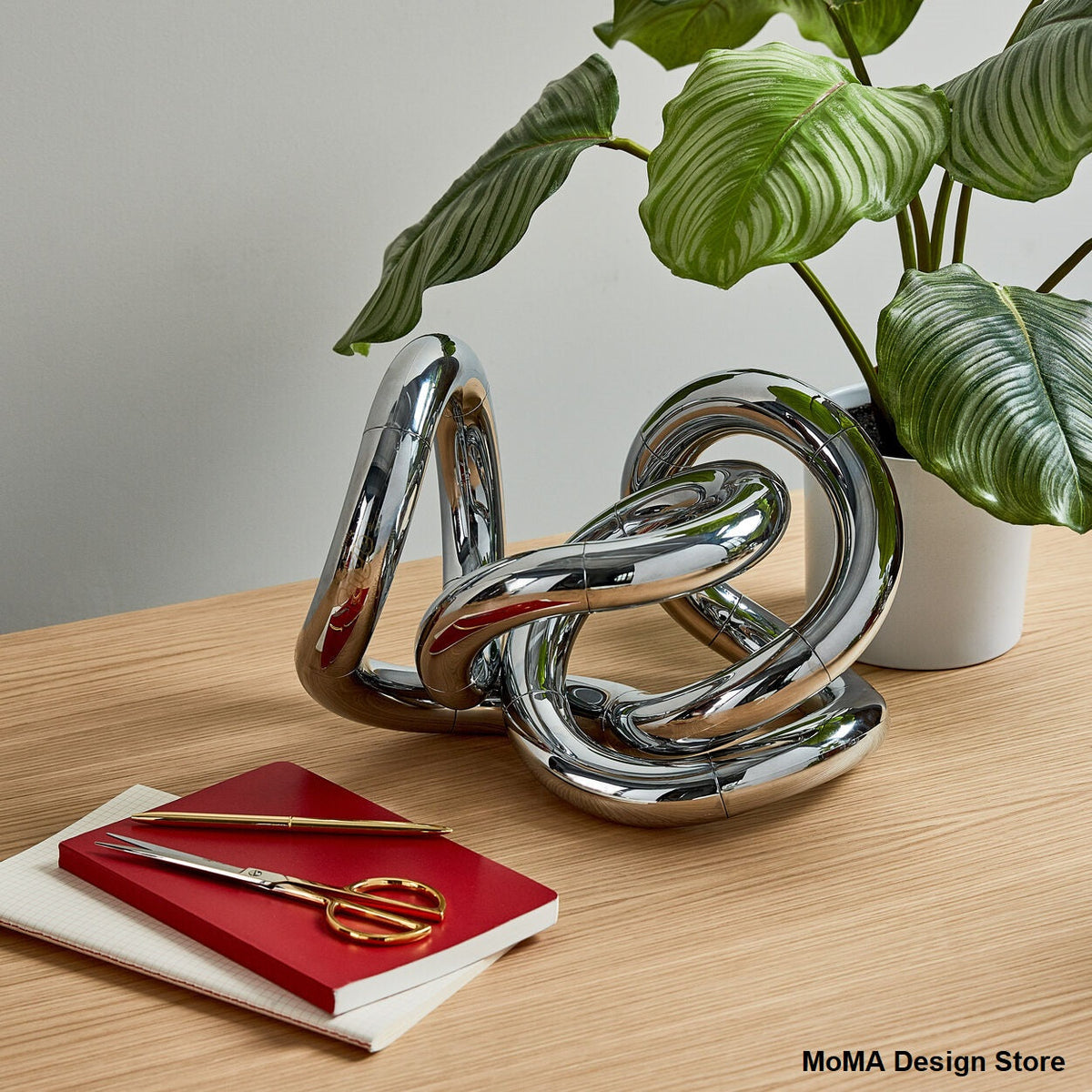 Tangle Museum Chrome – rörlig skulptur i krom